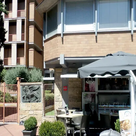 Station Bed & Breakfast 3*