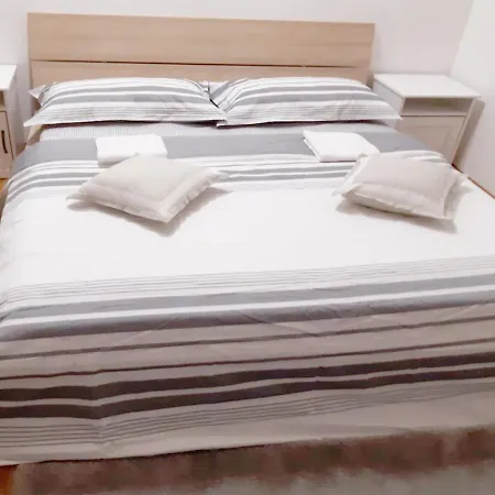 Bed & Breakfast Station 3*