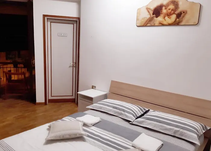 住宿加早餐酒店 Station